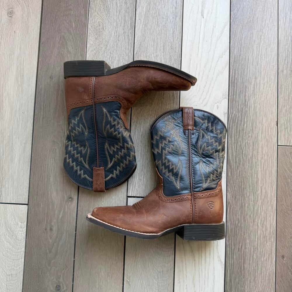 Ariat brown leather western ankle